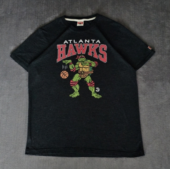 Homage Men's Atlanta Hawks x Ralphael Black T-Shirt Size Medium - Picture 1 of 8